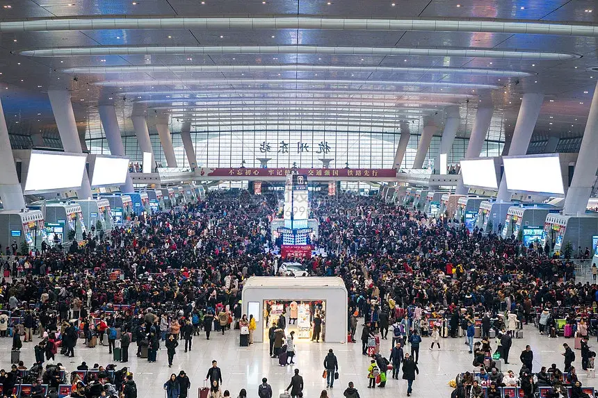 Finally Succumbed to the Spring Festival Travel Rush